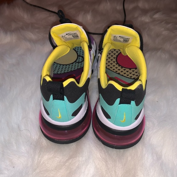 Nike Airmax 270 React - Picture 3 of 4